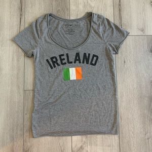 Ireland Scoop neck Tee XS
